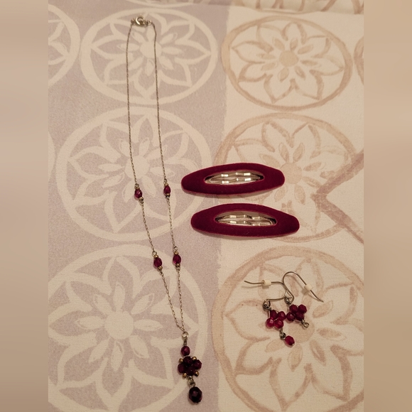 Velvet, Chiffon, & Satin Formal Gown - Picture 7 of 8